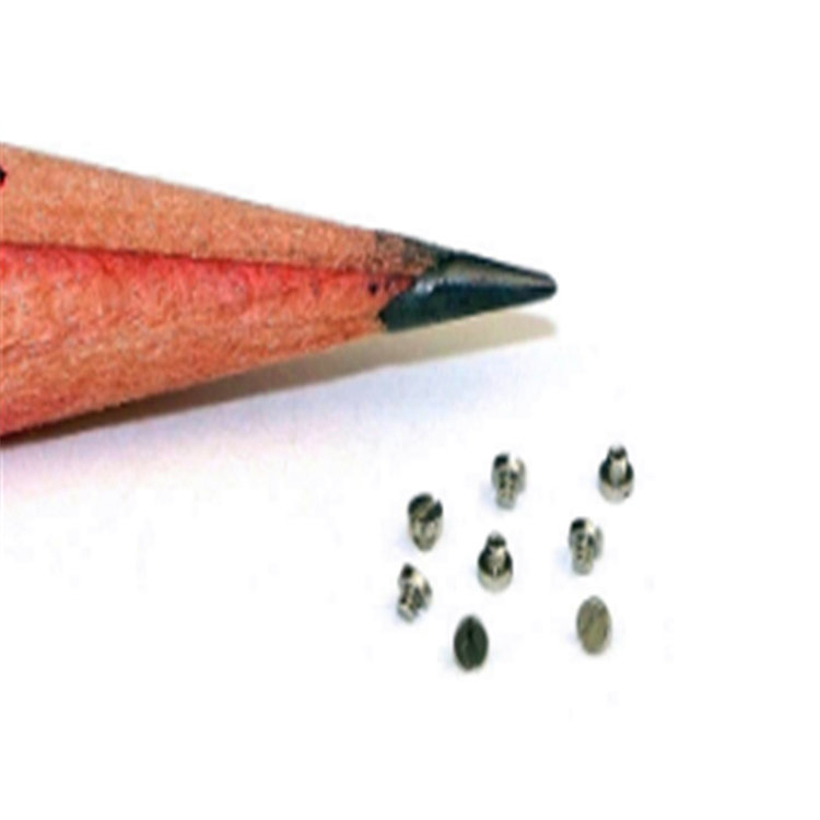 Nagy pontosságú m0,8 (m0,6-m2 elérhető) mikro mini miniatűr csavar elektronikához