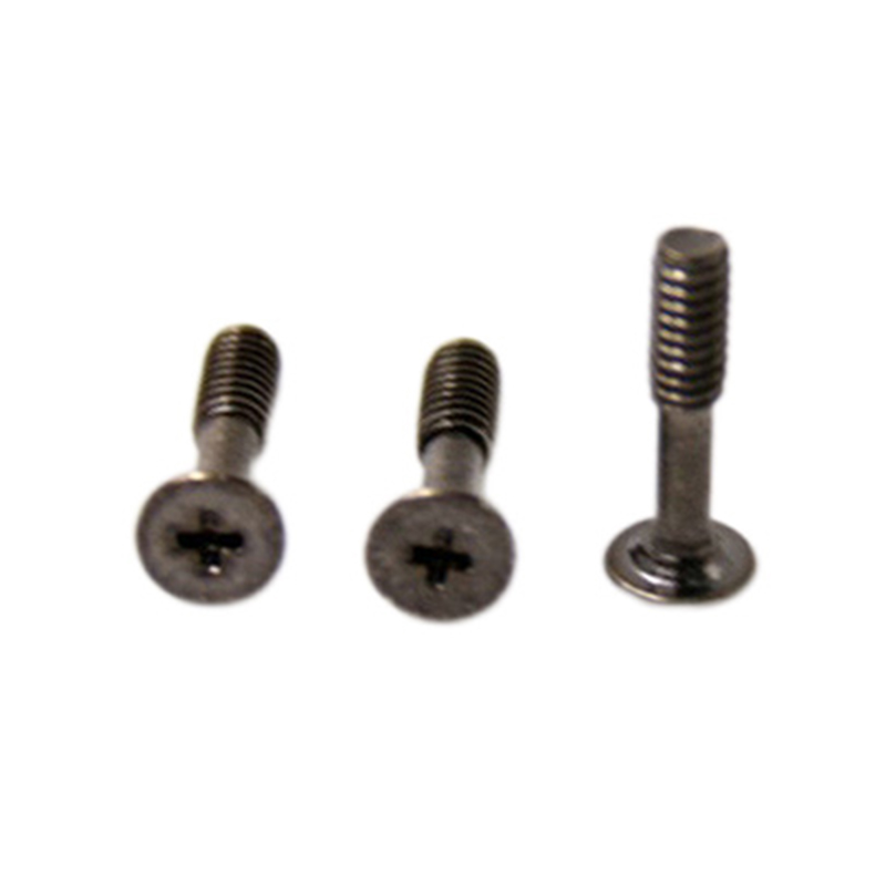 Új kialakítású lapos fejű, keresztben süllyesztett, rögzítő panelcsavar